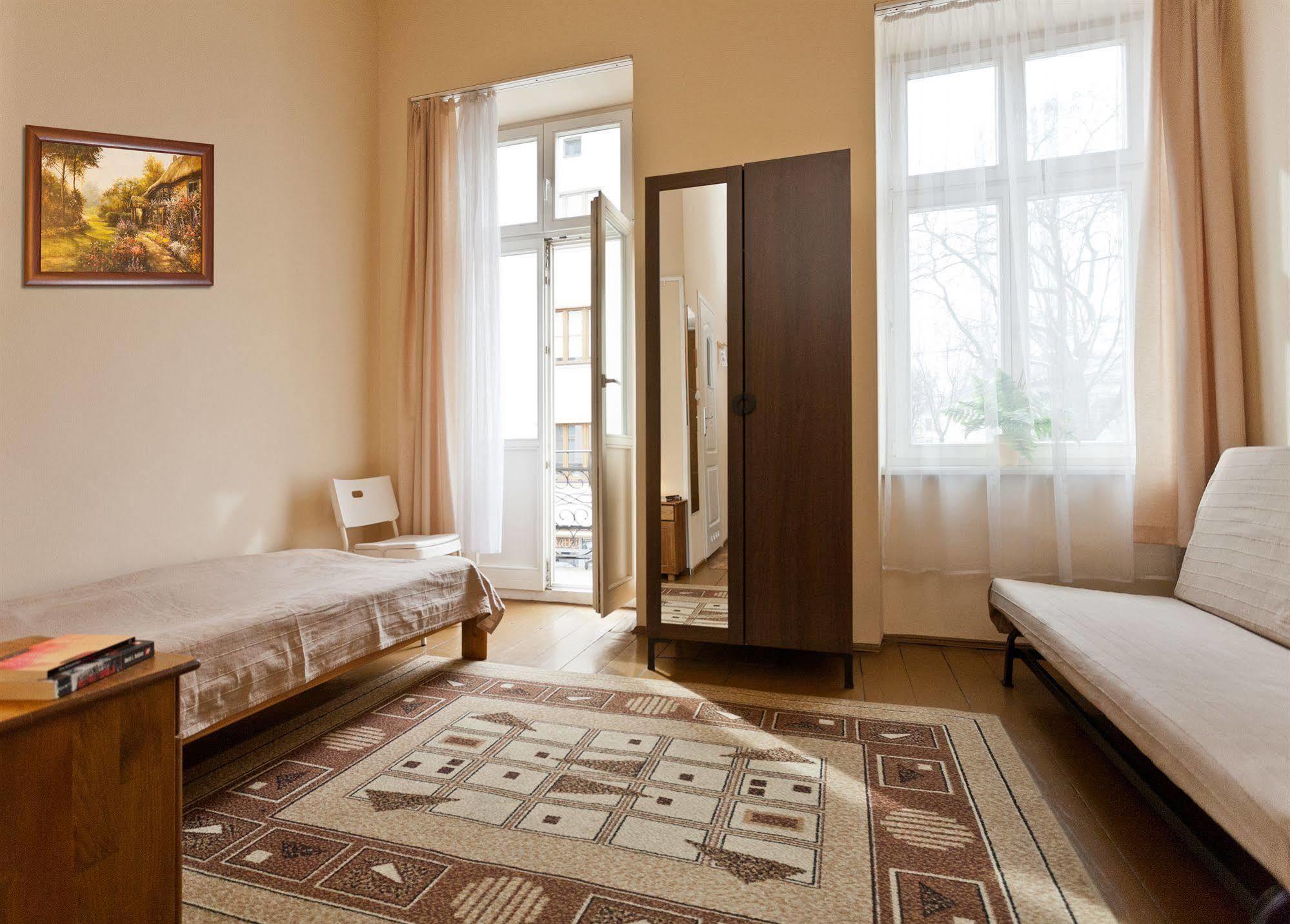 Enigma Hostel Kraków Eksteriør billede