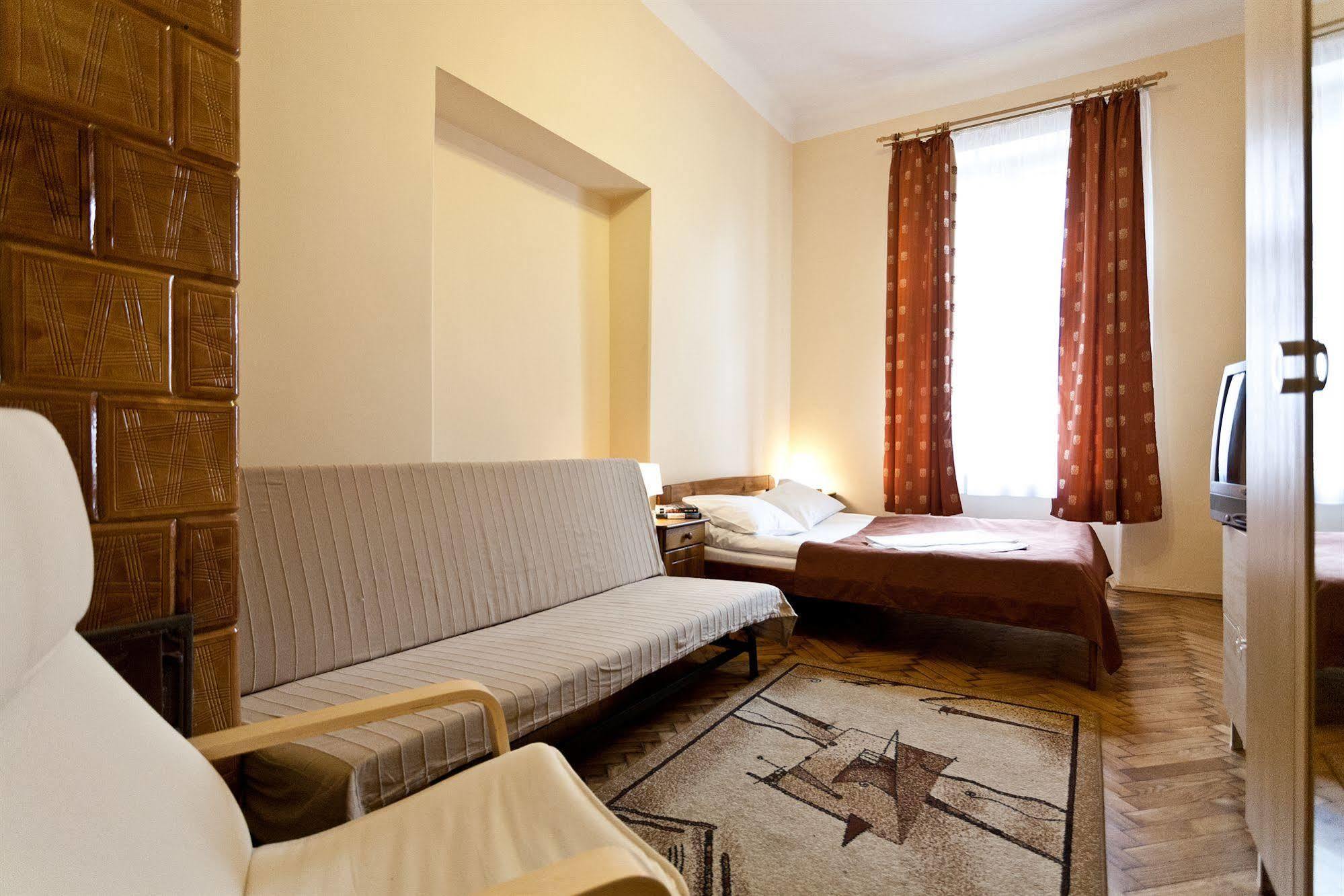 Enigma Hostel Kraków Eksteriør billede