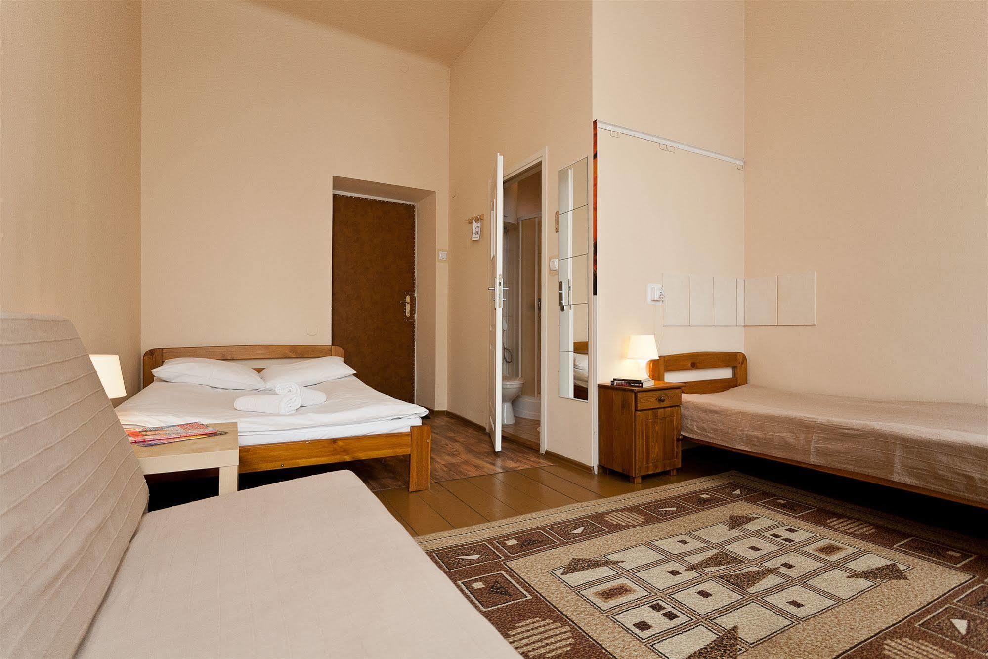 Enigma Hostel Kraków Eksteriør billede