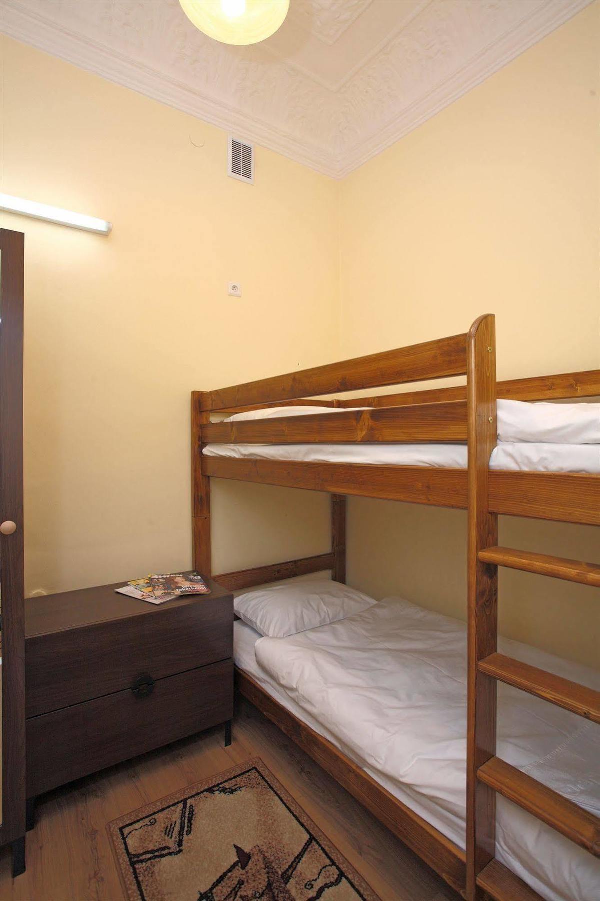 Enigma Hostel Kraków Eksteriør billede