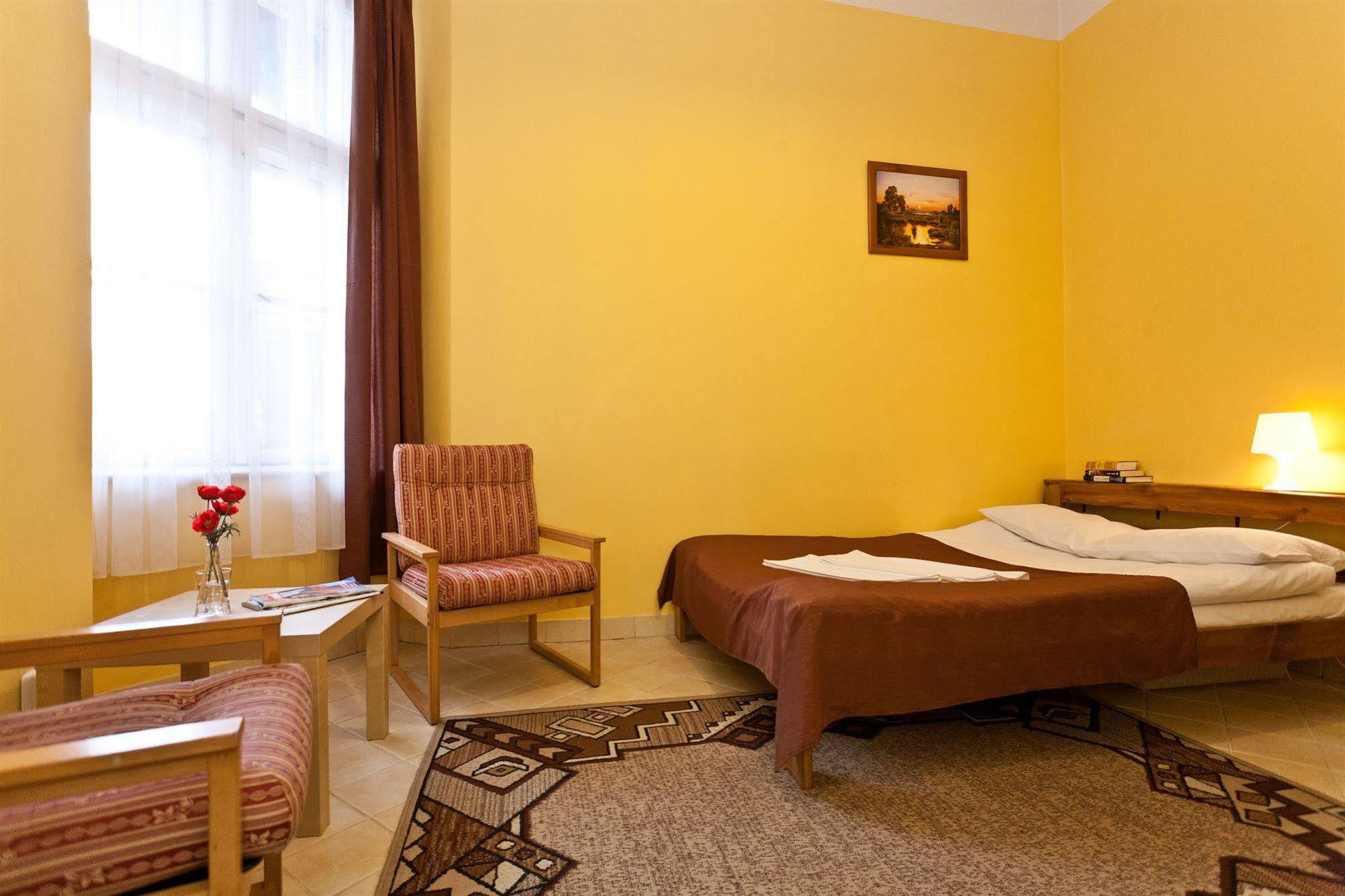 Enigma Hostel Kraków Eksteriør billede