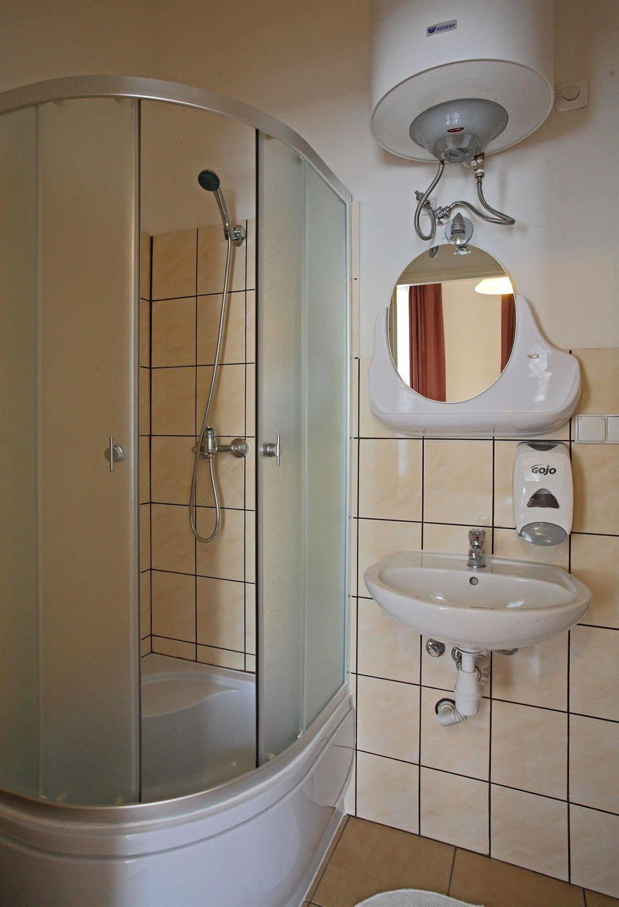 Enigma Hostel Kraków Eksteriør billede